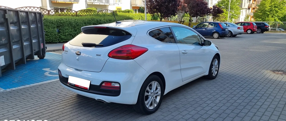 Kia Pro_cee'd cena 29900 przebieg: 169000, rok produkcji 2014 z Gdańsk małe 121